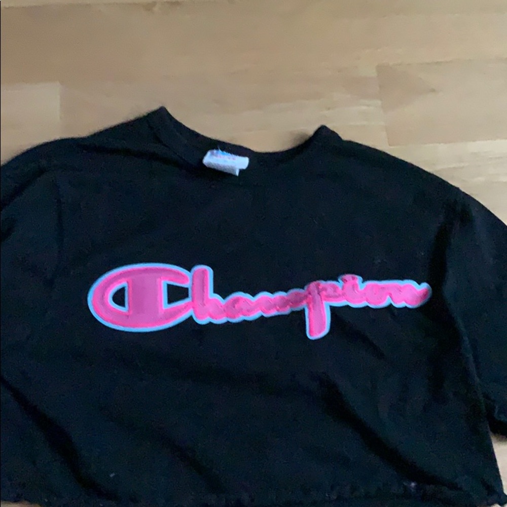 Cropped t- shirt